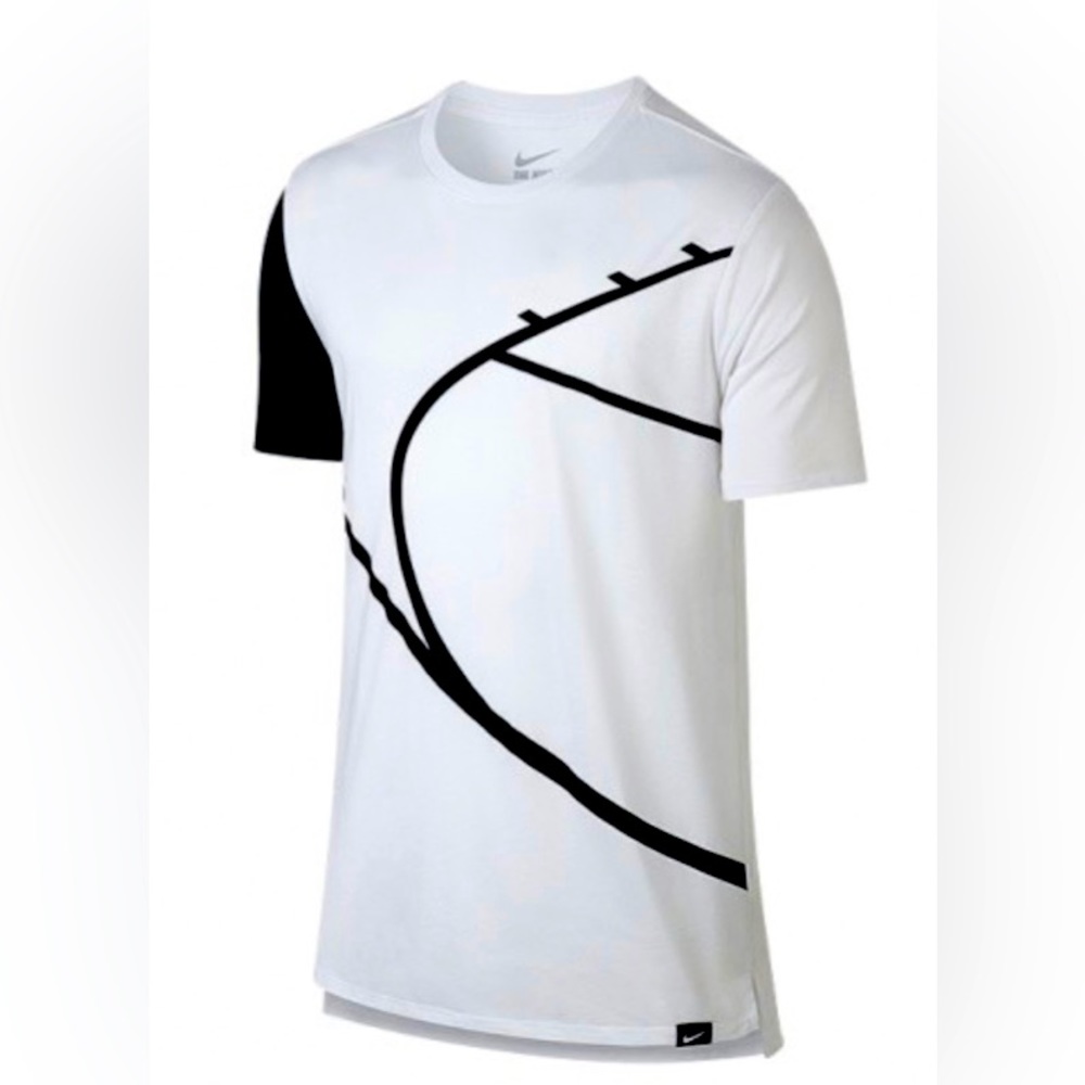Men’s Nike T-Shirt | M | White